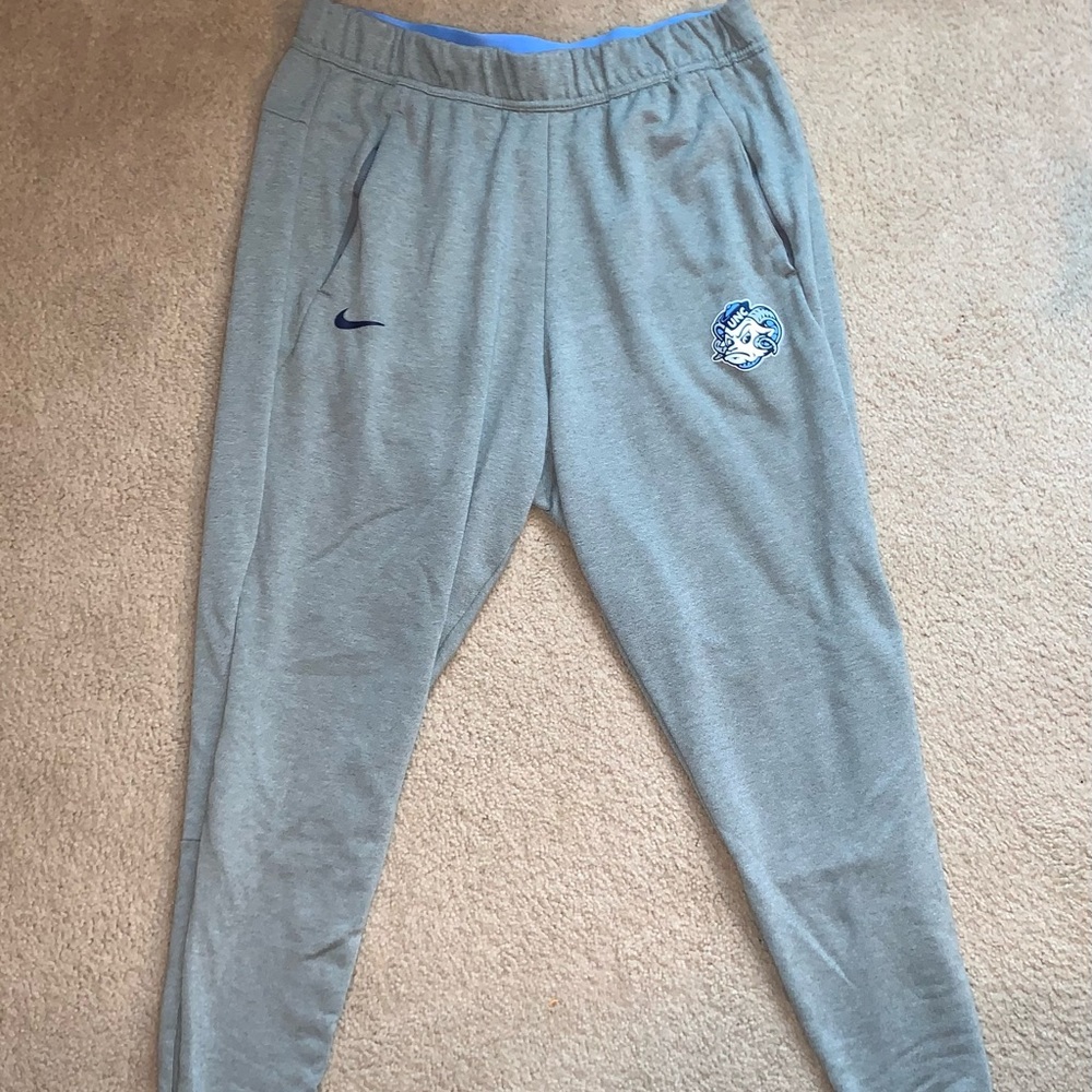 Nike UNC Joggers